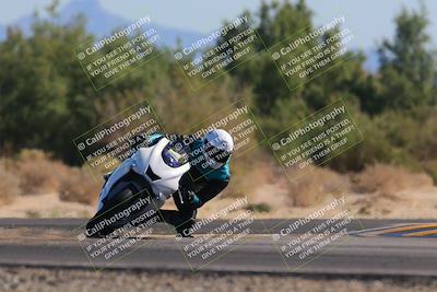 media/Nov-06-2022-SoCal Trackdays (Sun) [[208d2ccc26]]/Turn 7 Set 2 (1050am)/